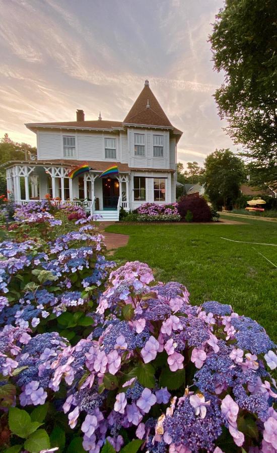 Stowaway Hotel Provincetown Exterior photo